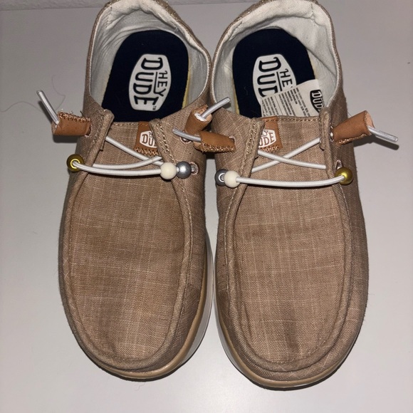 Hey Dude Shoes - Hey Dude women Tan Casual Shoes 8